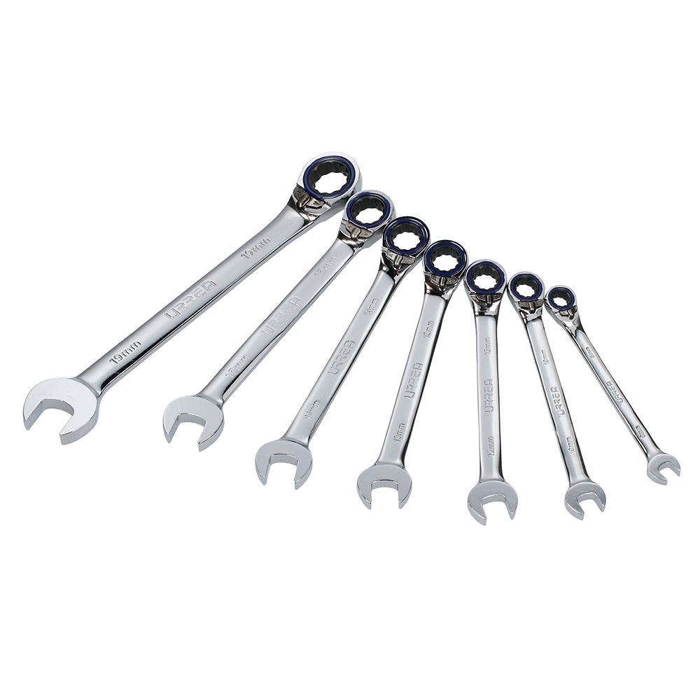 12MR7M Metric Reversible combination ratcheting wrench set (7 pieces).